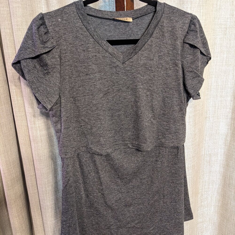 Maternity and Nursing T-shirt Bundle (4 Shirts), Sz M